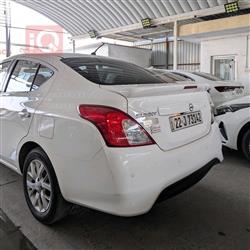 Nissan Sunny